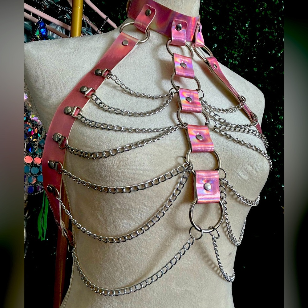 One size Silver and Pink chain top. Perfect for Festive wear
